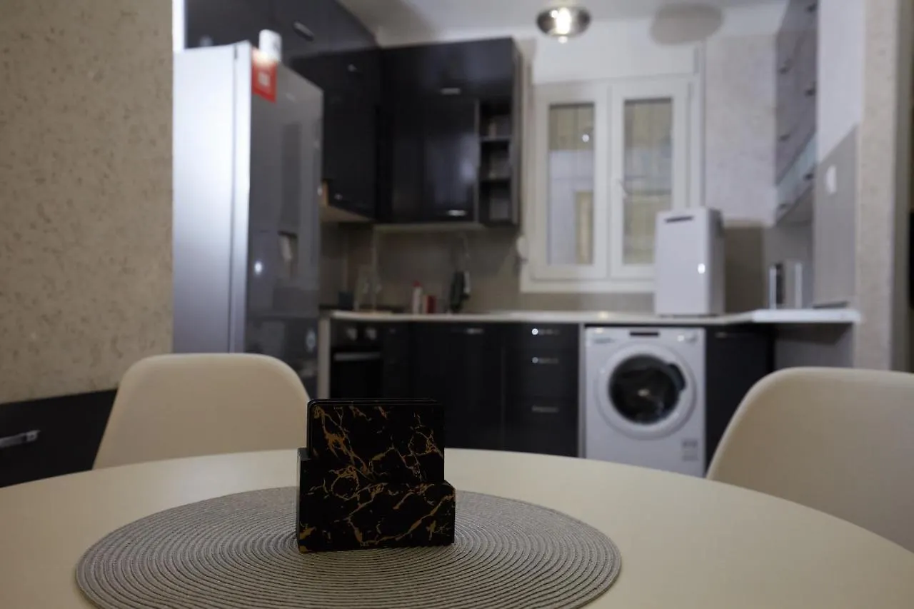 Stylish Kosher Oasis Near The Airport And Beach Appartement