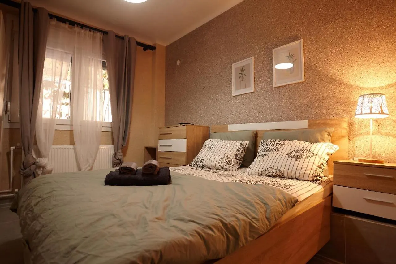 Stylish Kosher Oasis Near The Airport And Beach Grèce